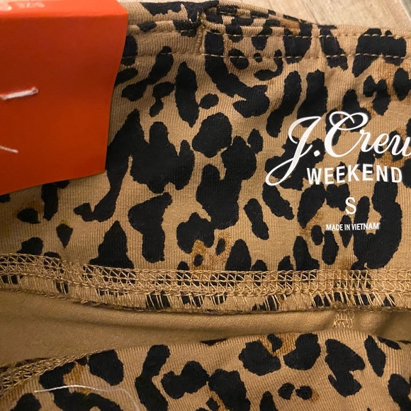 Last one J. Crew Weekend high-rise leggings in leopard - Picture 13 of 13
